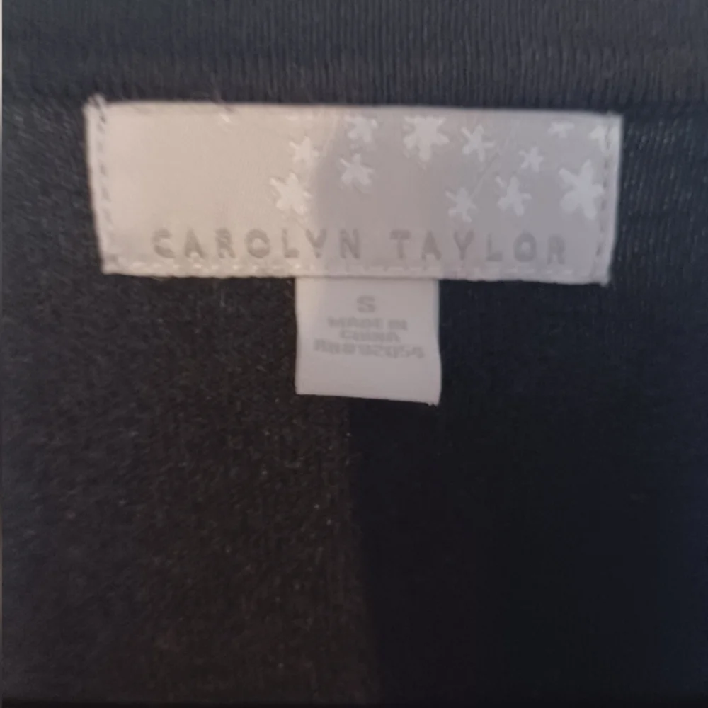💰Carolyn Taylor Peplum Cardigan - Picture 2 of 7